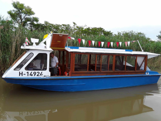MHD Vác 316 személyszállító kisgéphajó
