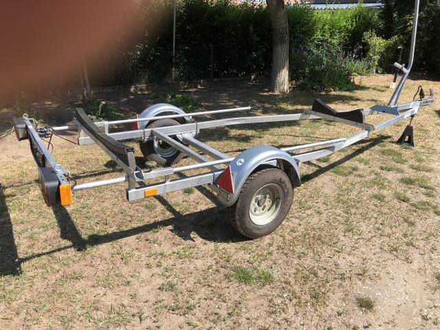 Harbeck 350 csónakszállító
