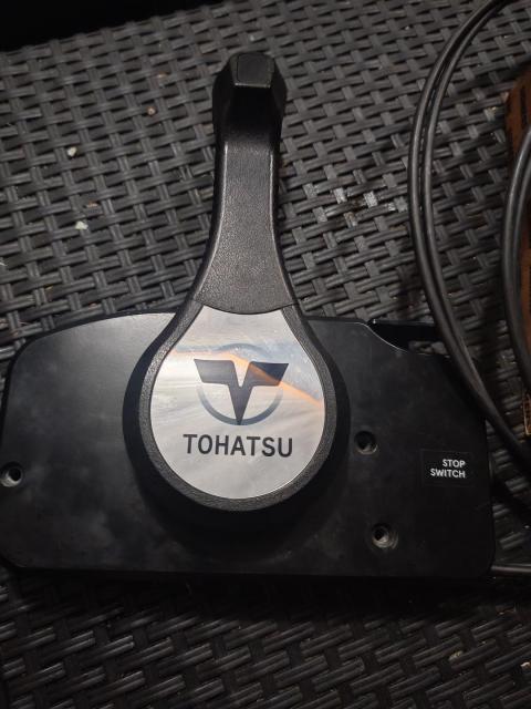 Vadonatuj sosem használt Tohatsu távkar szett kompletten eladó